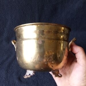 VINTAGE ROUND SOLID BRASS FLOWER POT PLANT CONTAINER 2 Handle 3 Footed 5.5"x4.5